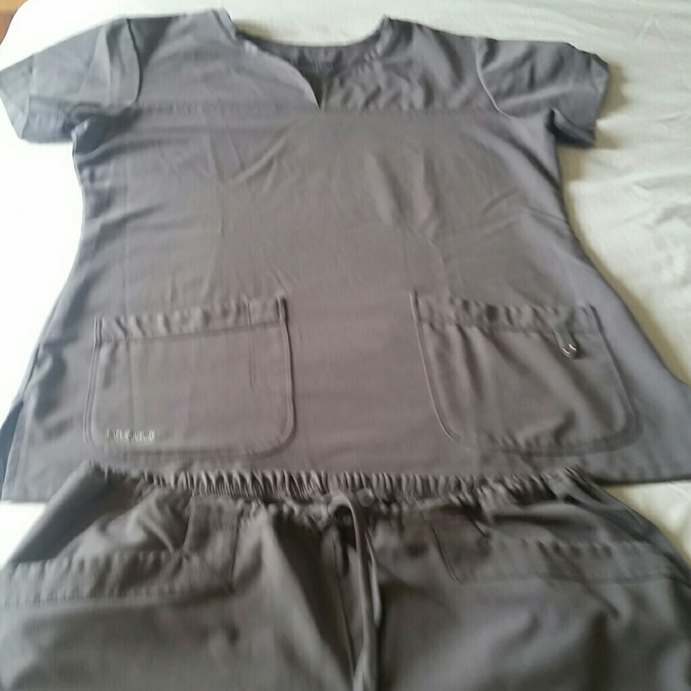 Grey's Anatomy Signiture Scrub Set